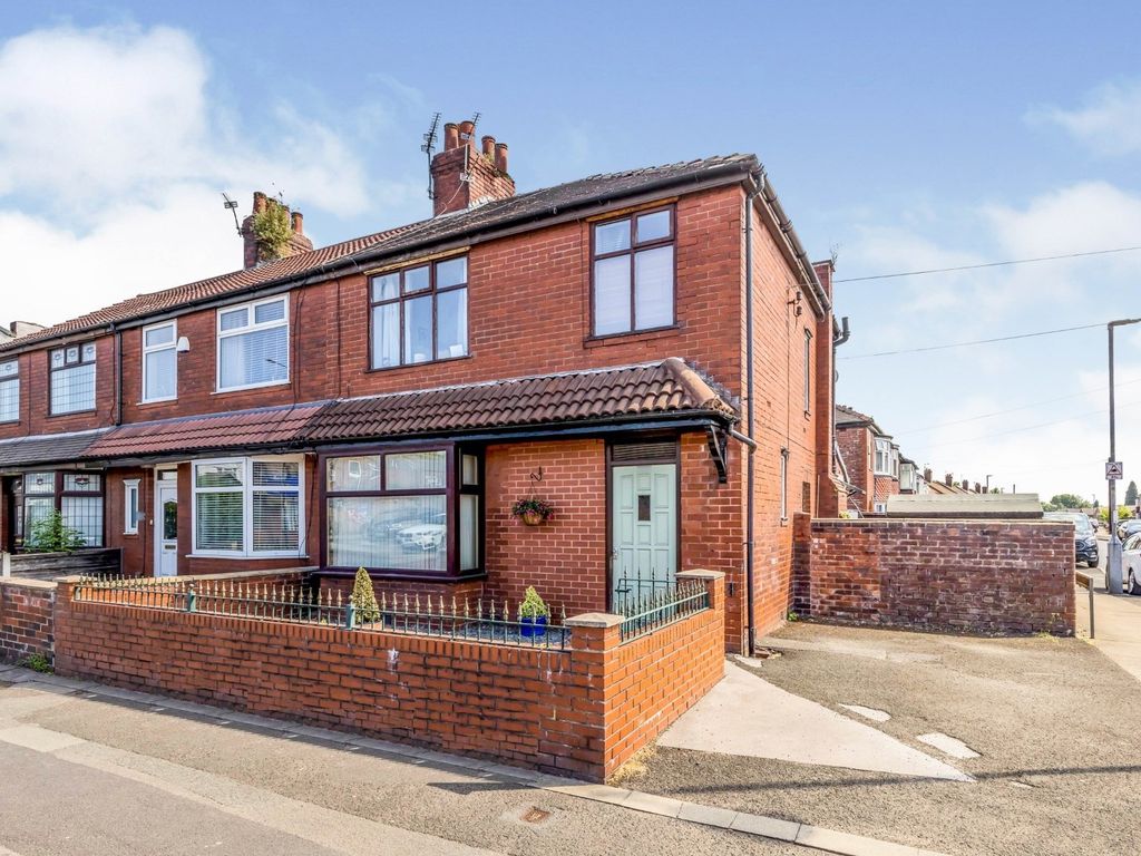 3 bed semidetached house for sale in Hyde Road, Denton, Manchester M34