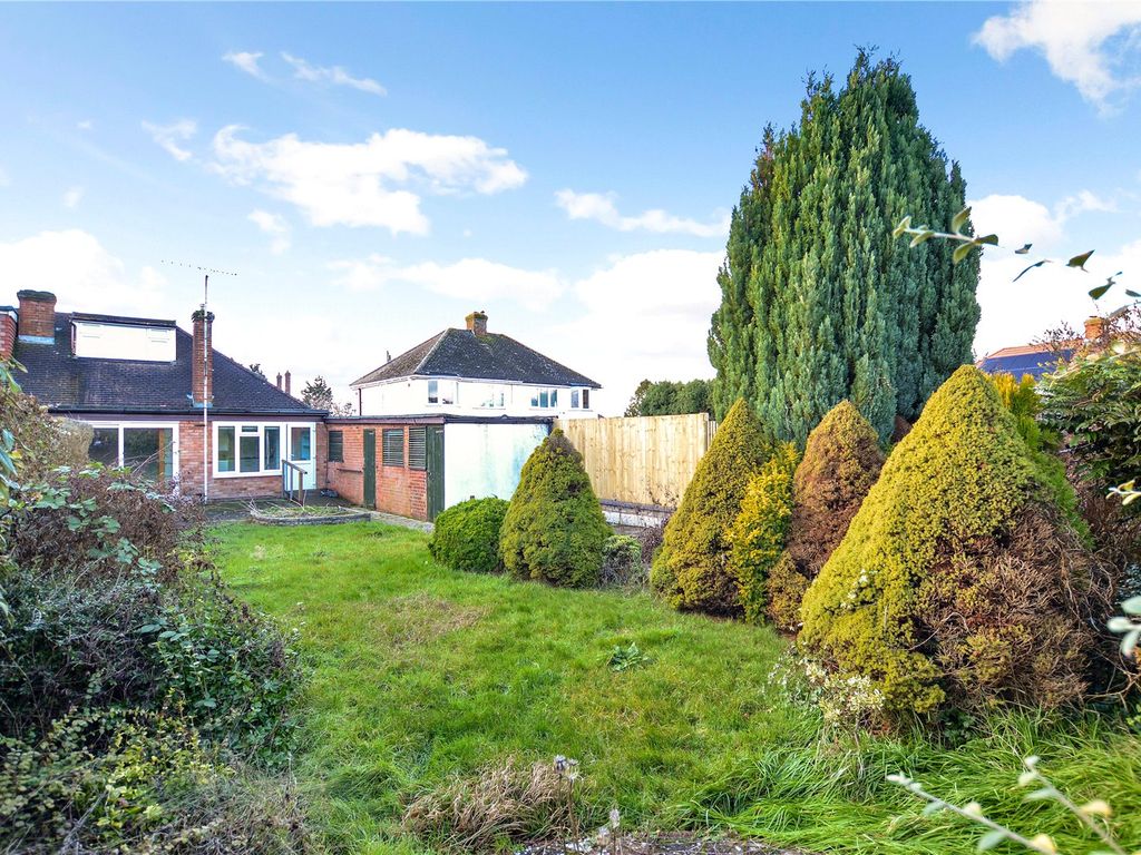 2 bed bungalow for sale in Ridgeway Avenue, Dunstable, Bedfordshire LU5 Zoopla