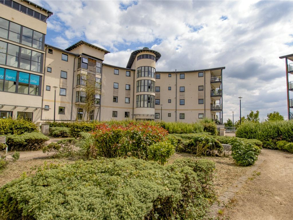 2 bed flat to rent in Seacole Crescent, Angel Ridge, Old Town