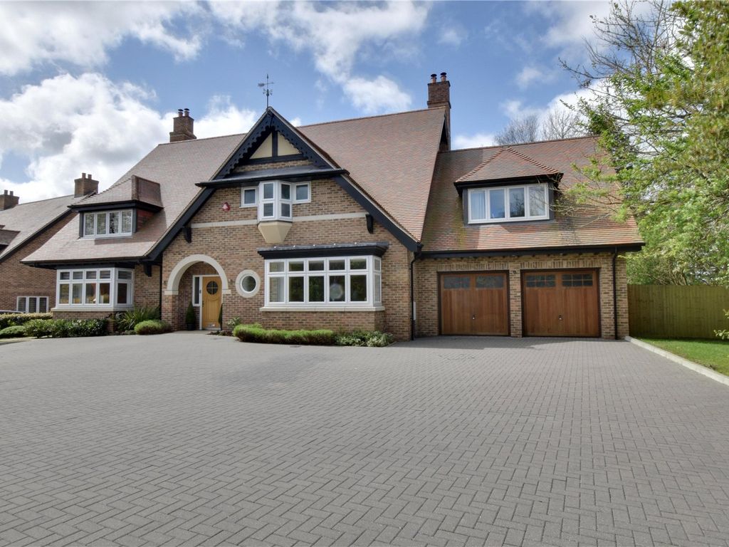 6 bed detached house for sale in Merry Hill Road, Bushey, Hertfordshire