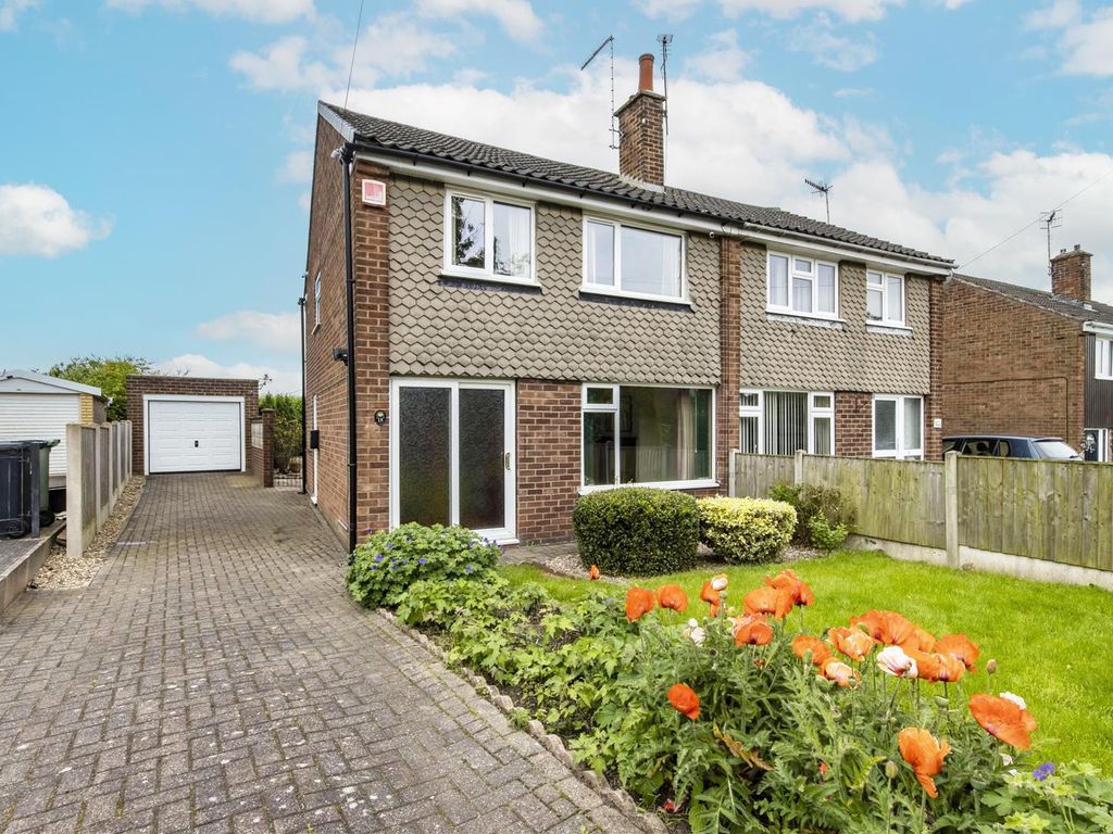 3 bed semidetached house for sale in Brooke Drive, Brimington