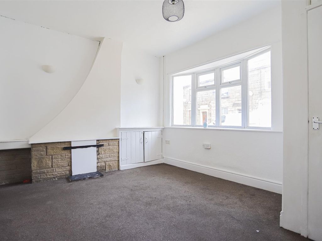 2 bed terraced house for sale in Barnes Street, Clayton Le Moors