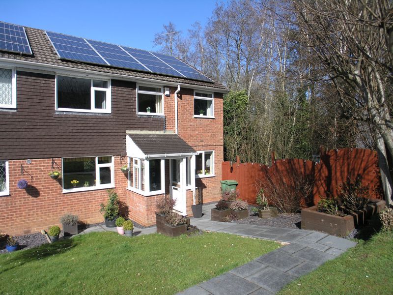 4 bed semidetached house for sale in Iverley Road, Halesowen B63 Zoopla