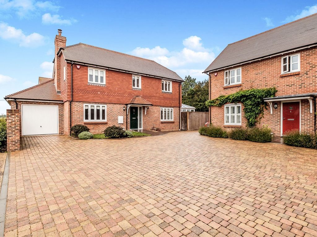 4 bed detached house to rent in Titnore Lane, GoringBySea, Worthing BN12 Zoopla