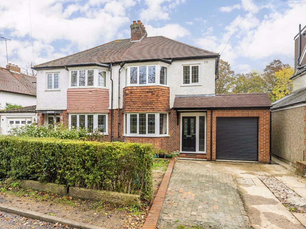 3 bed semidetached house for sale in Manor Gardens, SunburyOnThames