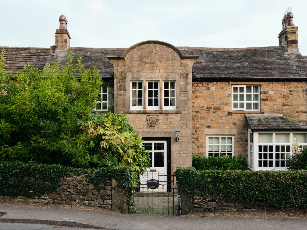 4 bed terraced house for sale in Melling, Lancaster, Lancashire LA6, £