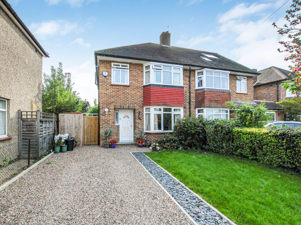 3 bed semidetached house for sale in Pynchester Close, Ickenham