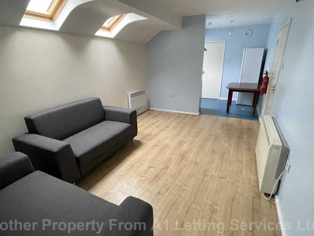 1 bed flat to rent in Alcester Road, Moseley B13 Zoopla