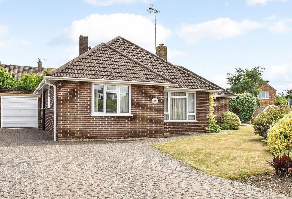 Crosbie Close, Donnington, Chichester PO19