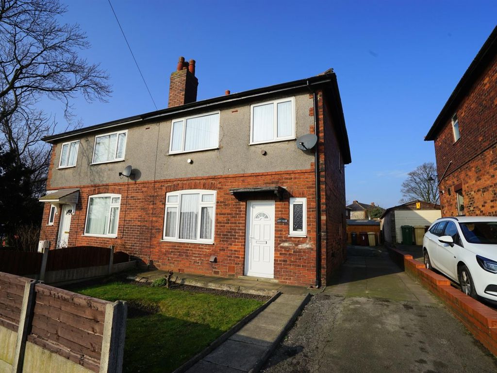 3 bed semidetached house for sale in Station Road, Blackrod, Bolton