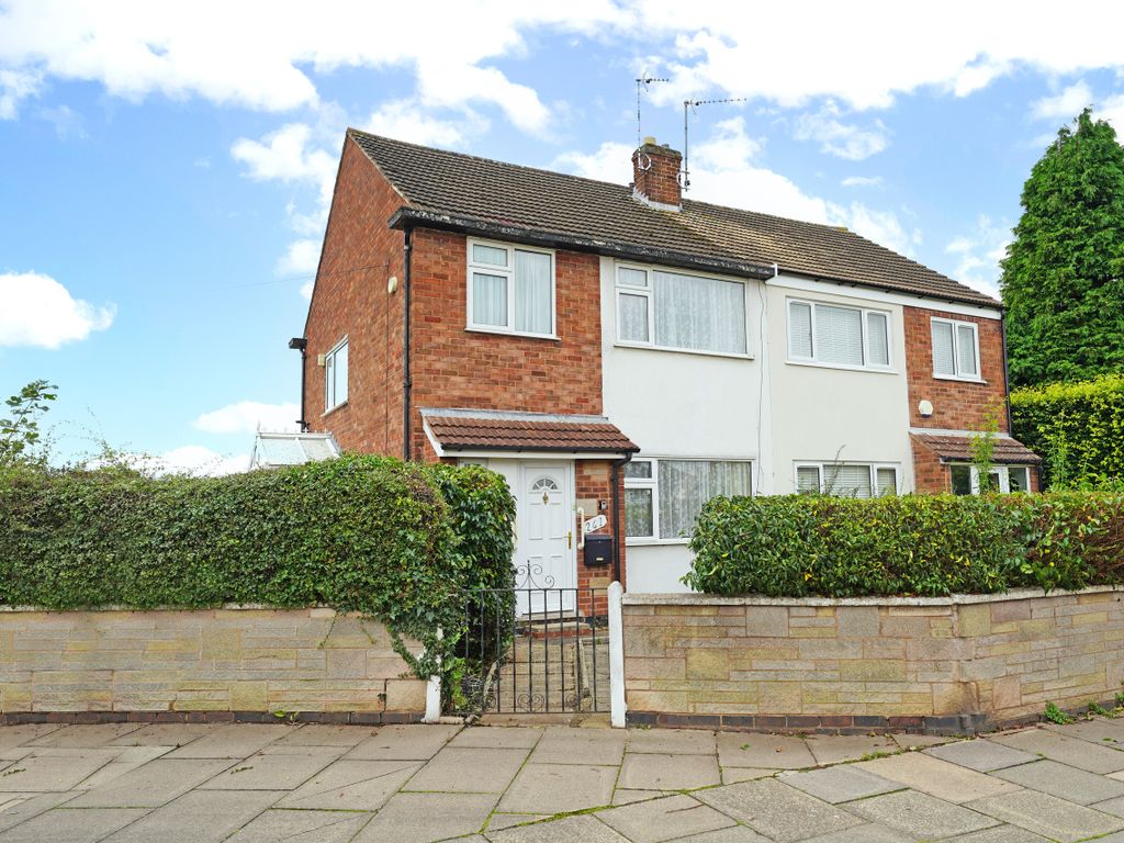 3 bed semidetached house for sale in Milligan Road, Leicester