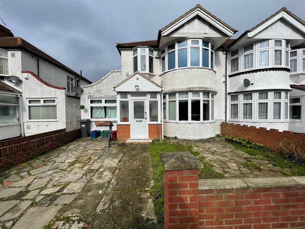 Great West Road, Hounslow TW5  