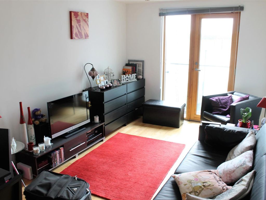 1 bed flat to rent in Crozier House, Clarence Dock, Leeds LS10 Zoopla