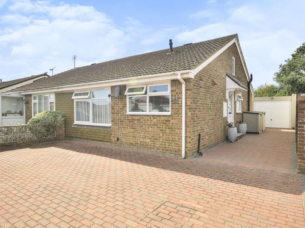 2 bed semidetached house for sale in Laurel Avenue, St. Marys Bay TN29