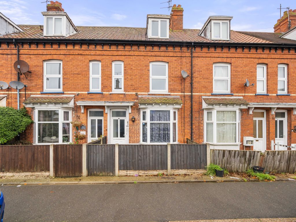5 bed terraced house for sale in Wainfleet Road, Skegness PE25, £
