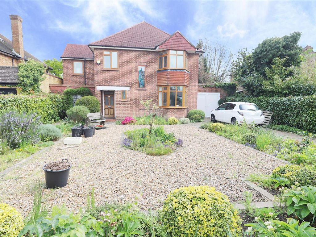 4 bed detached house for sale in Highfield Drive, Ickenham UB10, £