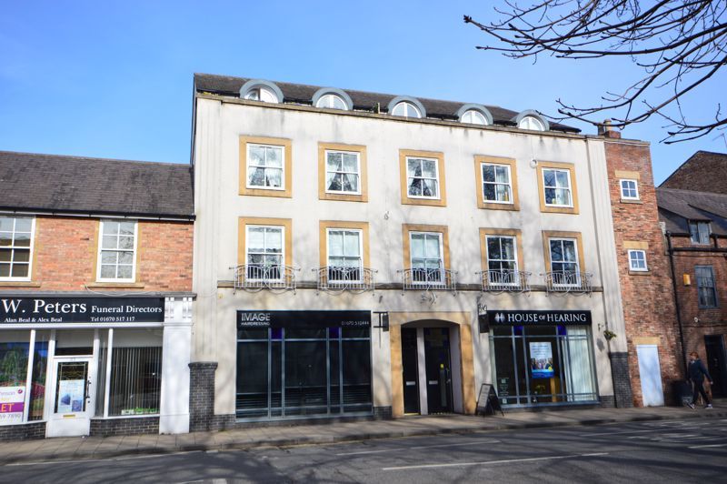 2 bed flat to rent in Chantry Mews, Bridge Street, Morpeth NE61, £850