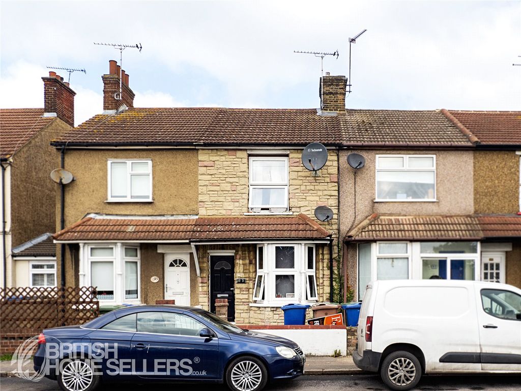 3 bed terraced house for sale in Dock Road, Grays, Essex RM17 Zoopla
