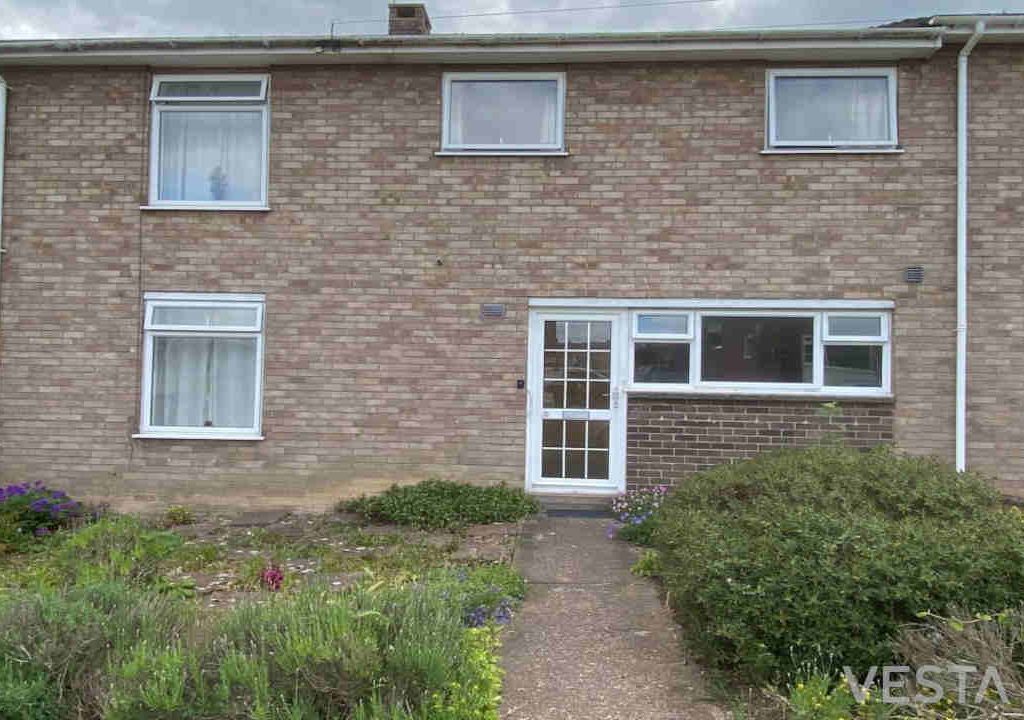 4 bed terraced house for sale in Hunter Road, Bury St Edmunds IP32 Zoopla