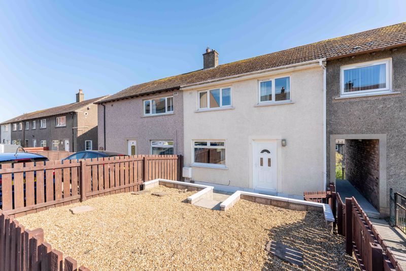 2 bed terraced house for sale in Lomond Crescent, Dunfermline KY11 Zoopla