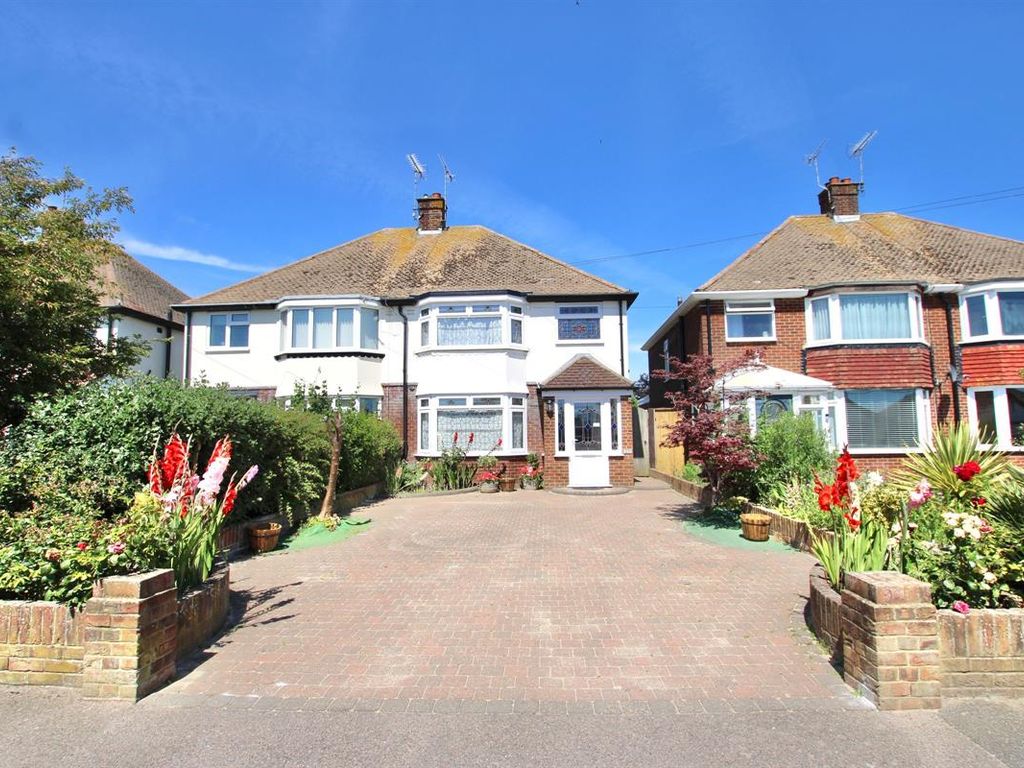 3 bed semidetached house for sale in Lindenthorpe Road, Broadstairs