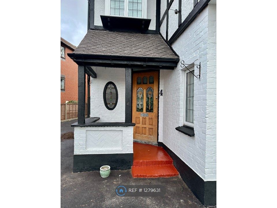 2 bed flat to rent in Wembley Park Drive, Wembley HA9, £2,400 pcm Zoopla