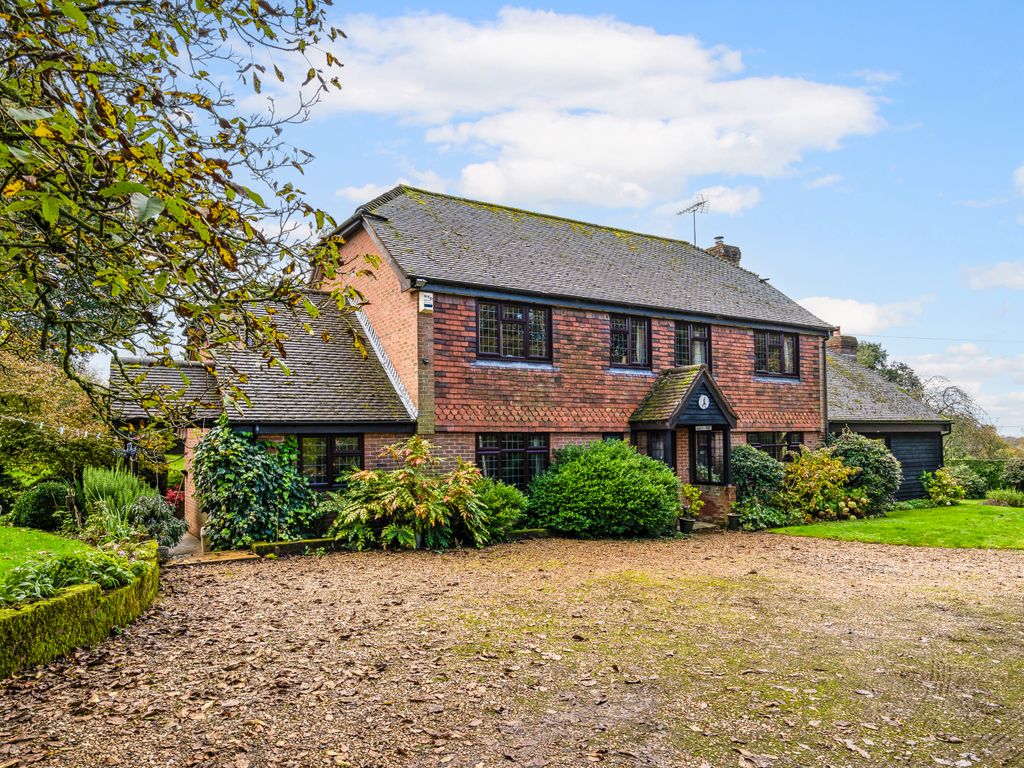 4 bed detached house for sale in Homestead Road, Medstead, Alton GU34