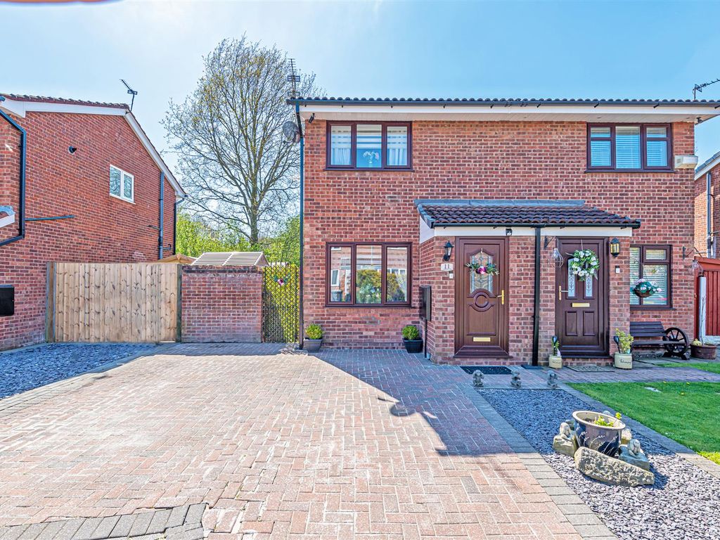 2 bed semidetached house for sale in Saundersfoot Close, Callands