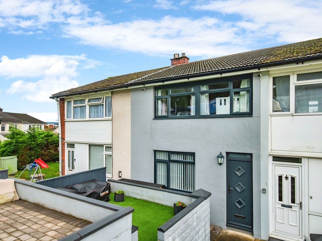 3 bed terraced house for sale in Glan Yr Ystrad, Carmarthen SA31, £