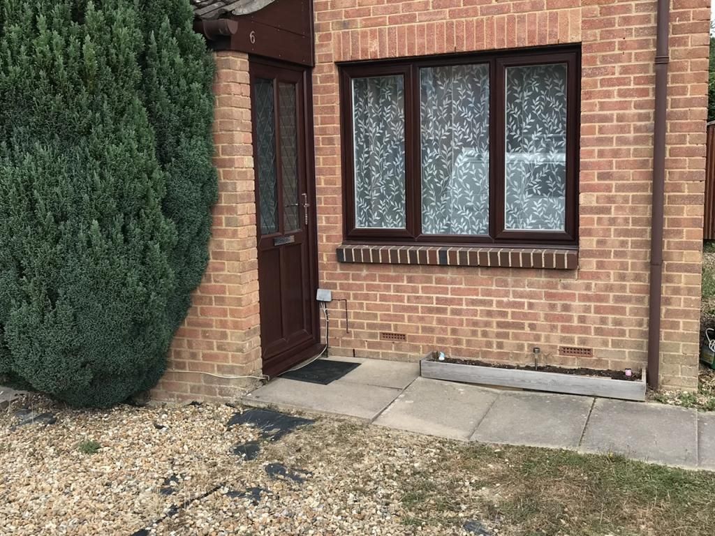 1 bed flat to rent in Charrington Way, Horsham RH12 Zoopla