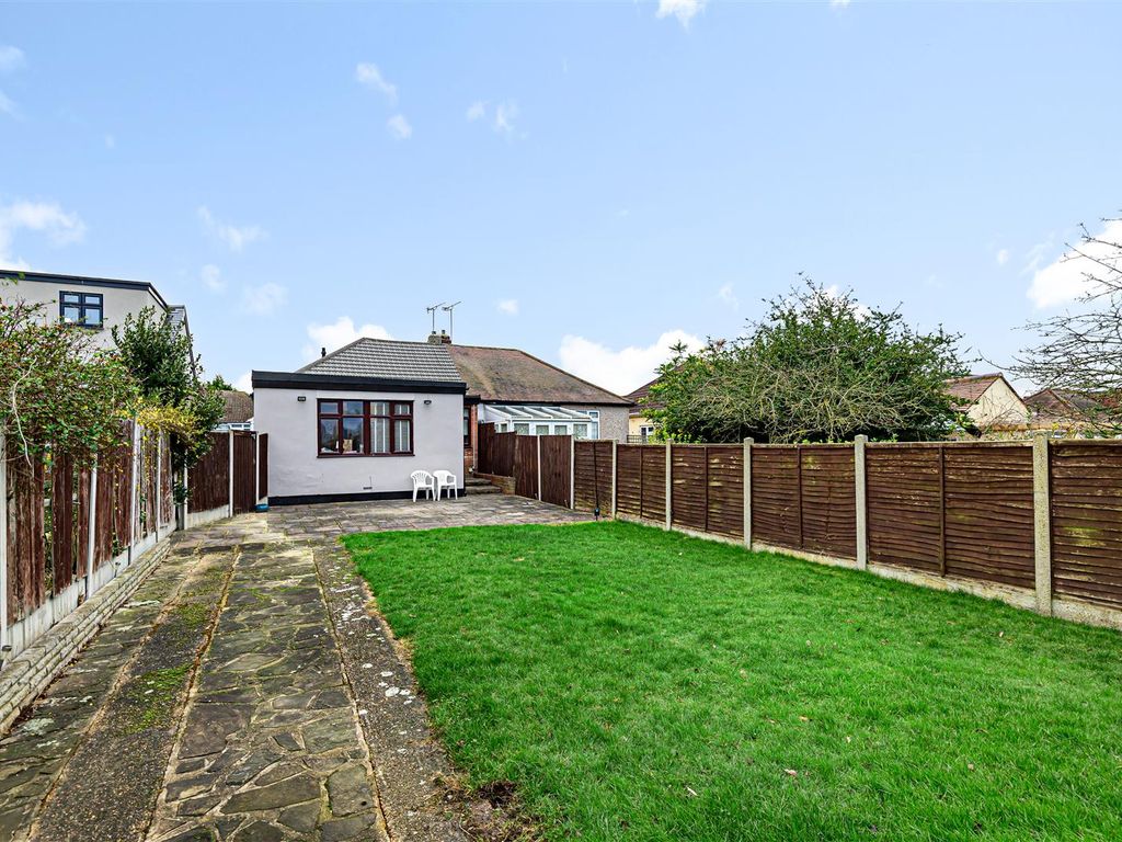 3 bed semidetached bungalow for sale in David Drive, Harold Wood, Romford RM3, £450,000 Zoopla