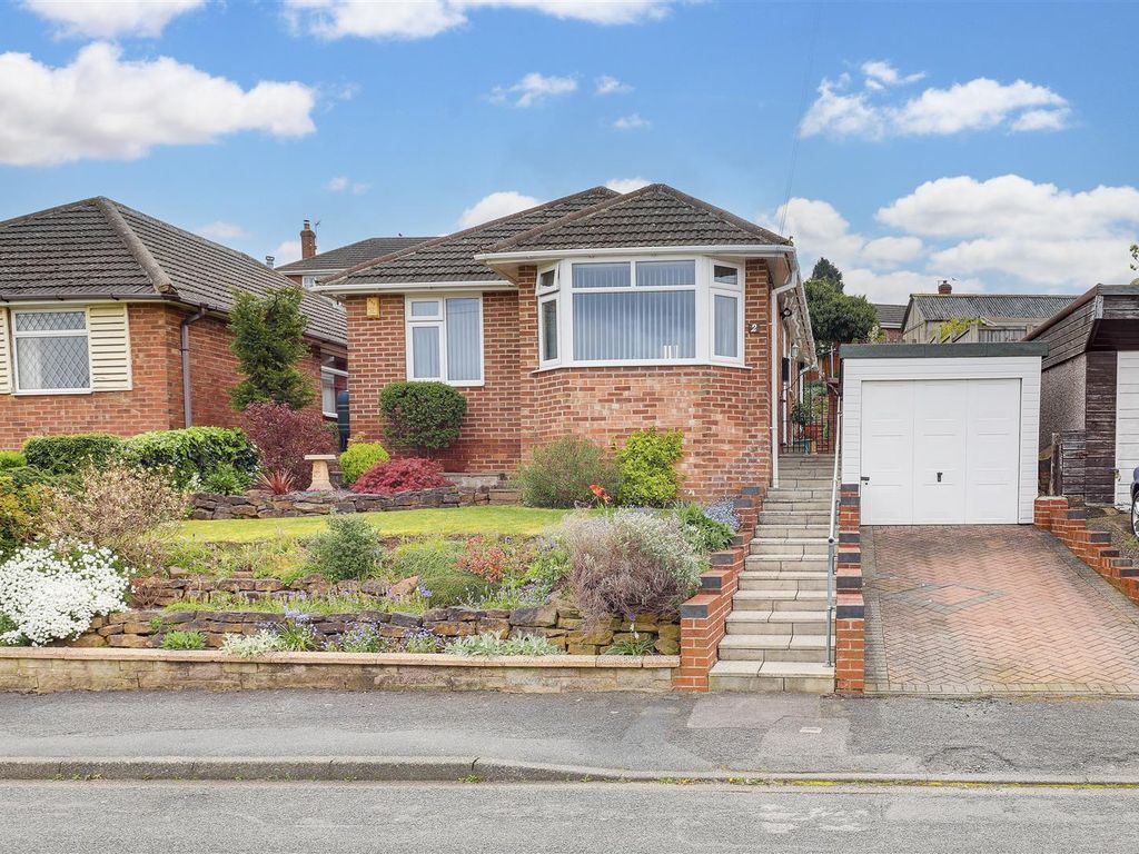 2 bed detached bungalow for sale in Valetta Road, Arnold