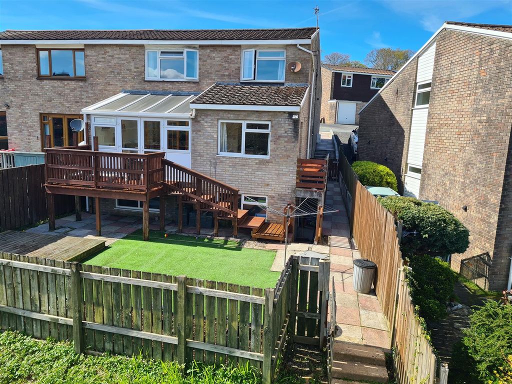 5 bed property for sale in Highfield Park Road, Launceston PL15, £