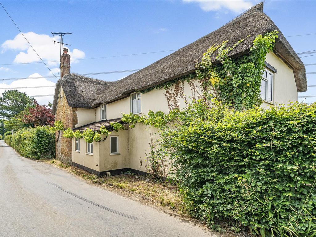 5 bed detached house for sale in Broadoak, Bridport DT6, £450,000 Zoopla