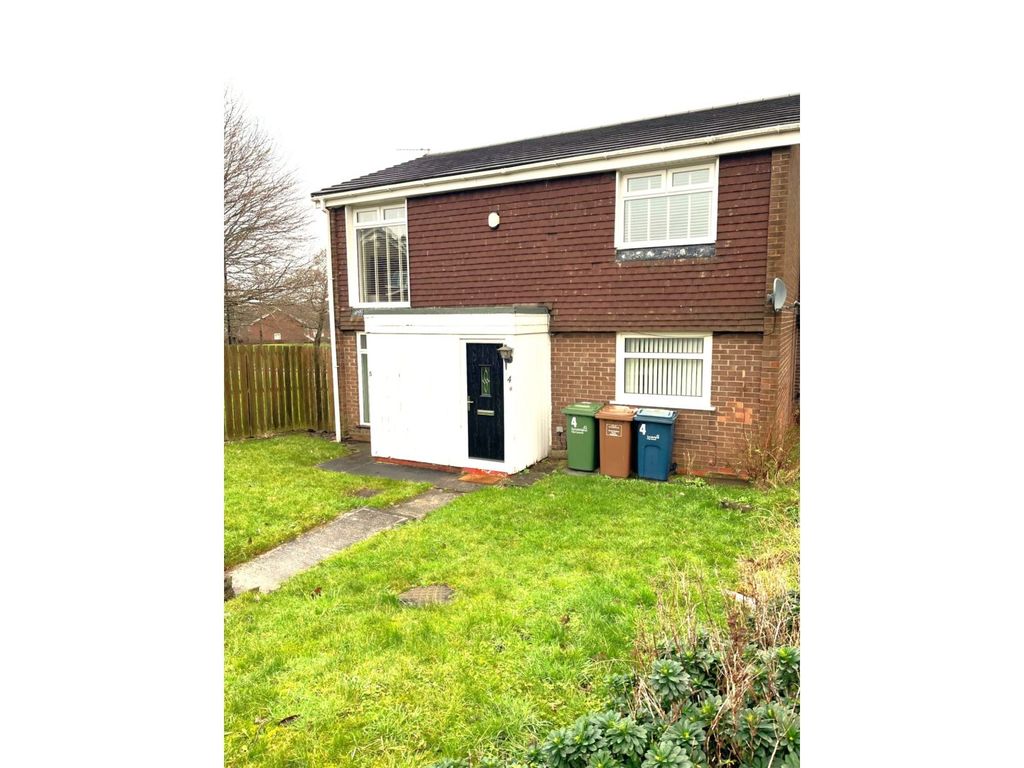 2 bed flat for sale in Maltby Close, Sunderland SR3, £82,000 Zoopla