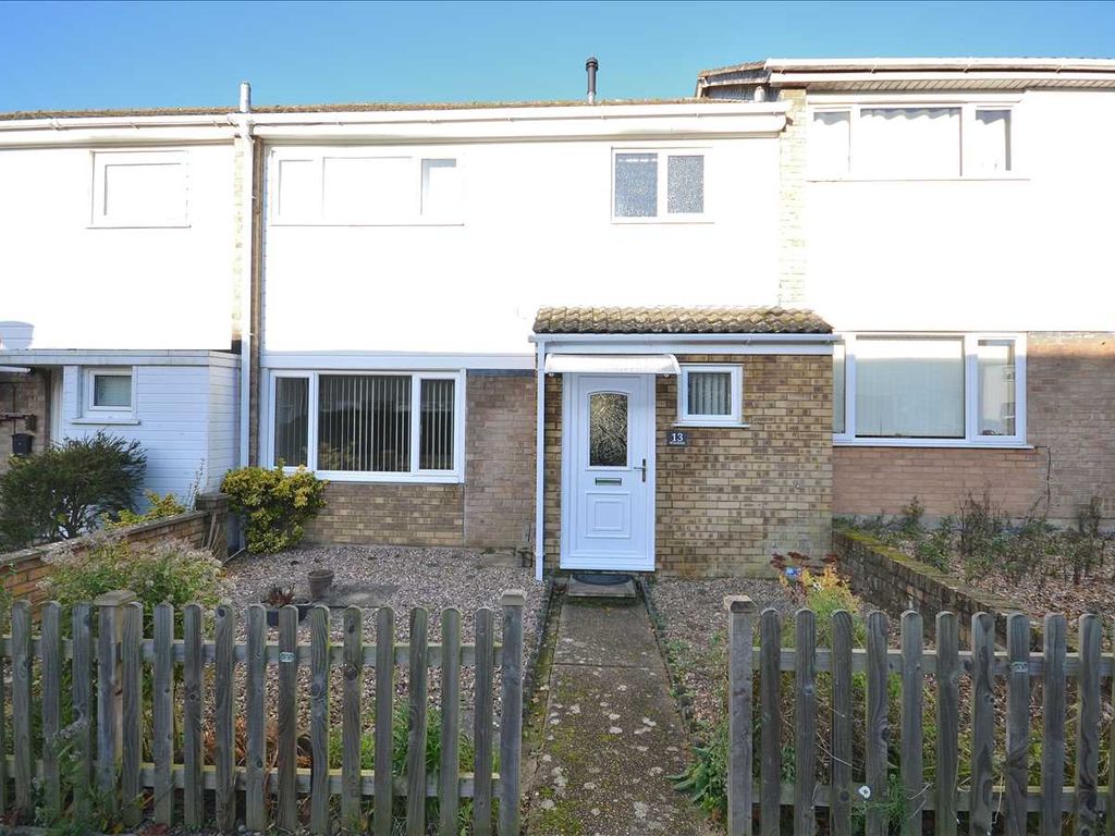 3 bed terraced house to rent in Woodside, King's Lynn PE30, £900 pcm