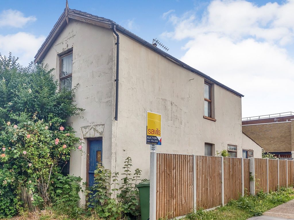 3 bed detached house for sale in New Street, Staines TW18 Zoopla