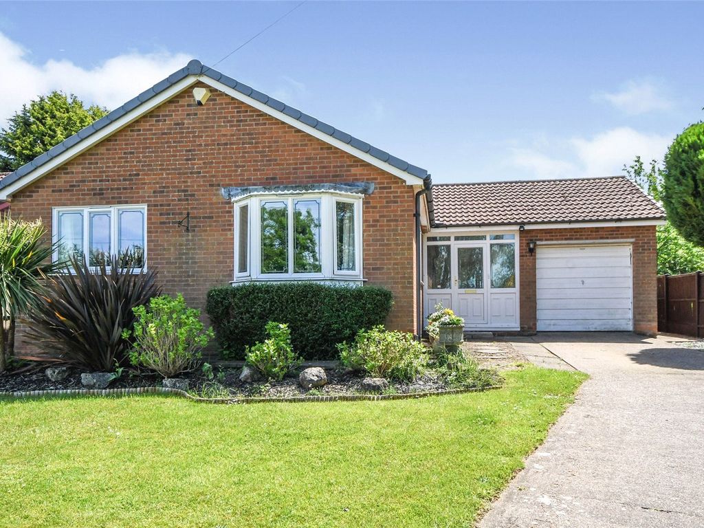 3 bed bungalow for sale in Cherry Avenue, Branston, Lincoln