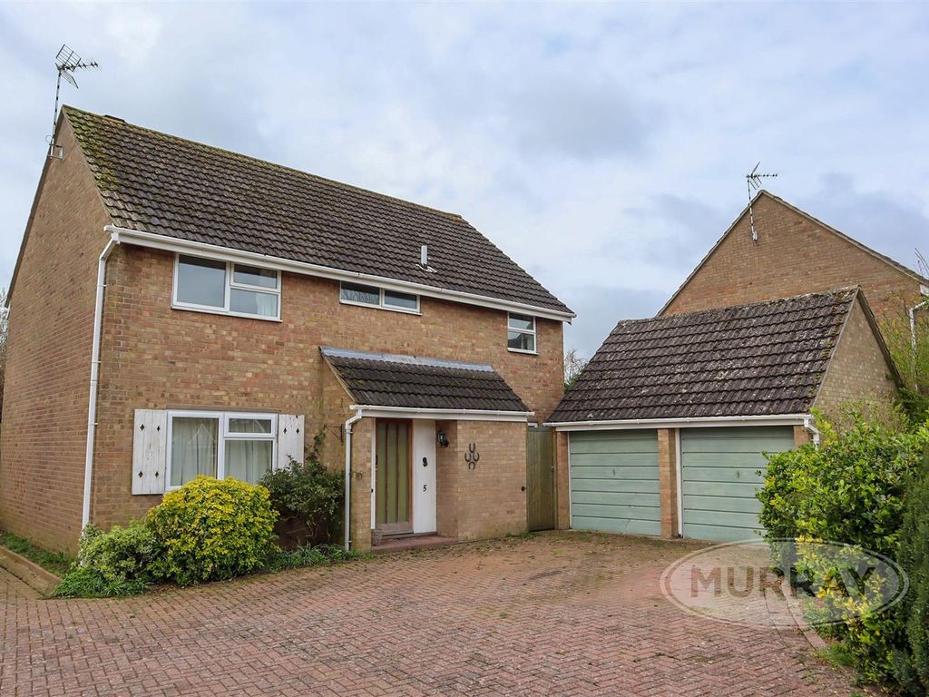 4 bed detached house for sale in Trent Road, Oakham LE15, £370,000 Zoopla