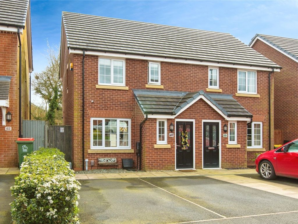3 bed semidetached house for sale in Maxy House Road, Cottam, Preston