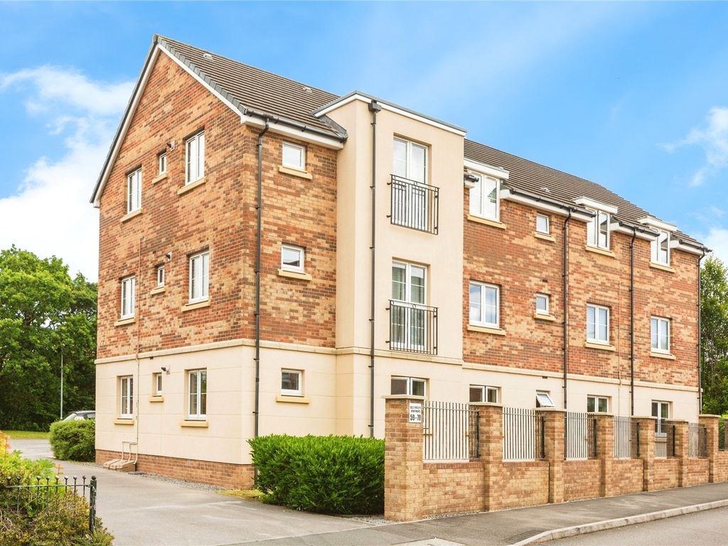 2 bed flat for sale in Gelli Rhedyn, Fforestfach, Swansea SA5, £100,000