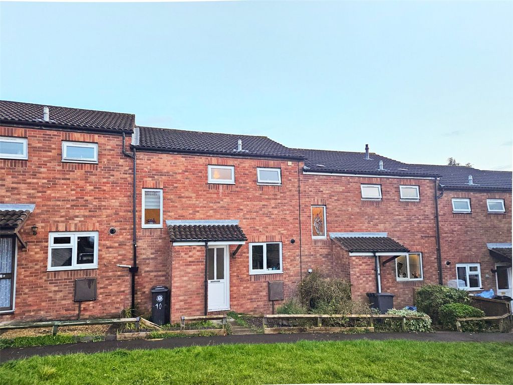 2 bed terraced house to rent in Grasmere Close, Bristol, Bristol, City