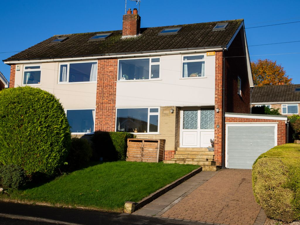 4 bed semidetached house for sale in Aspin Park Drive, Knaresborough