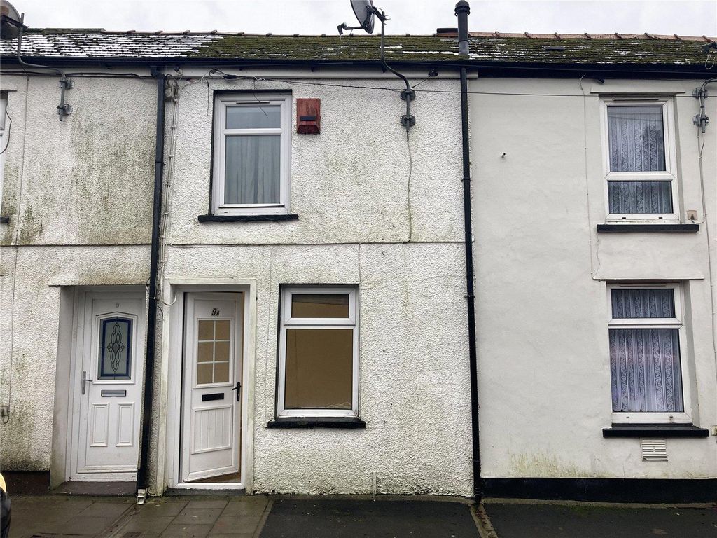 2 bed terraced house to rent in Upper Row, Dowlais, Merthyr Tydfil CF48