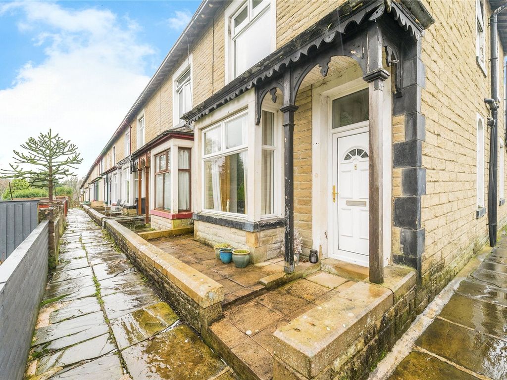 3 bed end terrace house for sale in Walverden Terrace, Nelson