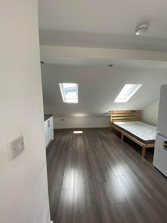 Studio to rent in Studio Flat In Tottenham, London N17 Zoopla