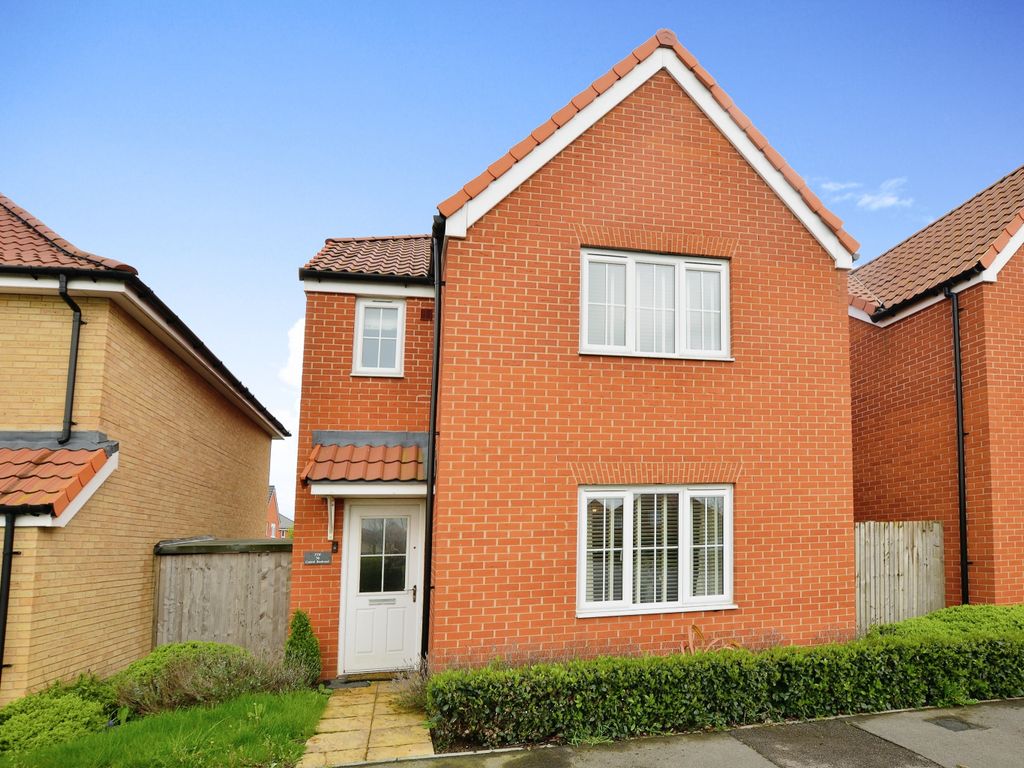 3 bed detached house for sale in Central Boulevard, Aylesham, Canterbury CT3 Zoopla