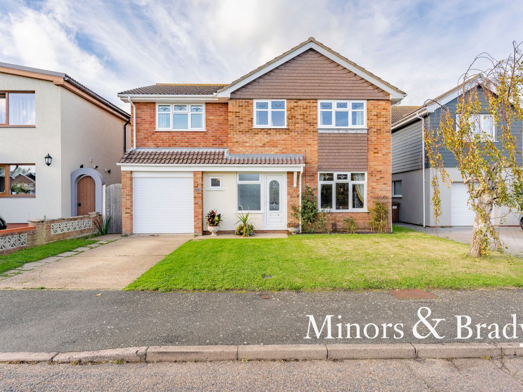 Whinchat Way, Bradwell, Great Yarmouth NR31  