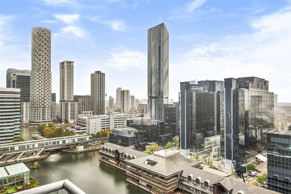 37 Millharbour, London, London E14  