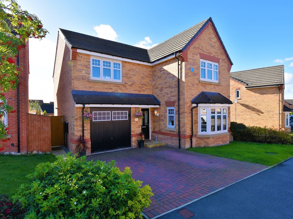 4 bed detached house for sale in Forage Way, Crofton, Wakefield, West